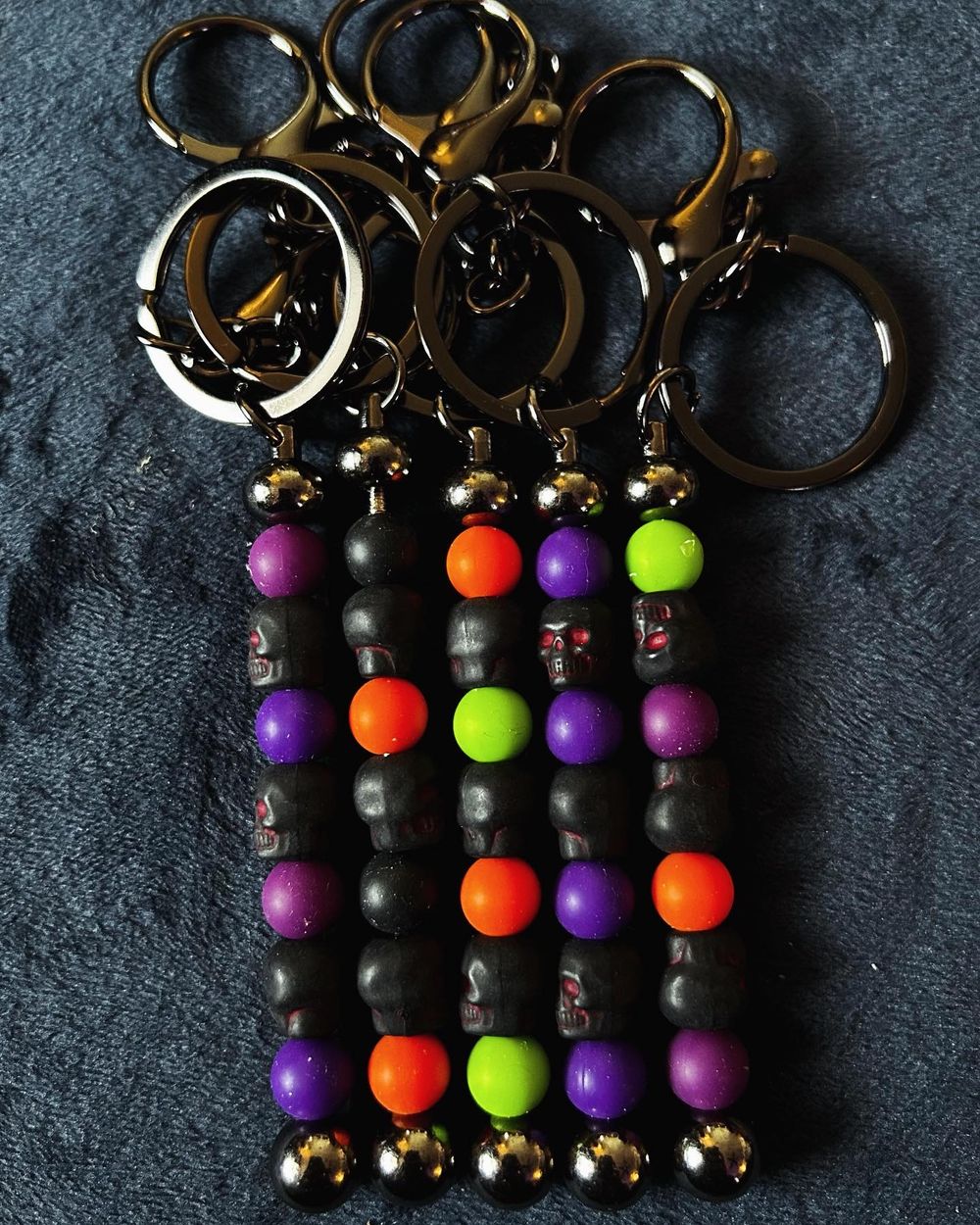 Wooden Skulls & Silicone Bead Keychain